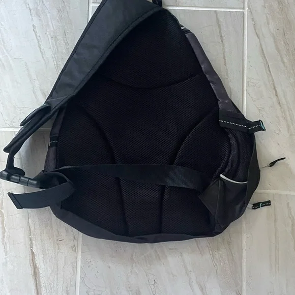 Black Sling Bag - Picture 2 of 2